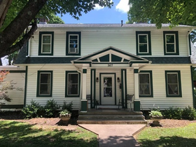 image for Dickson Sober Living - Center Avenue Men's Recovery House