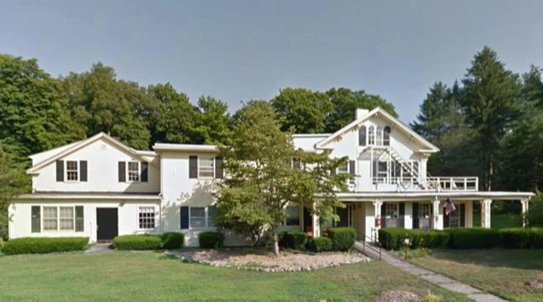 image for Gilly's House Men's Sober House