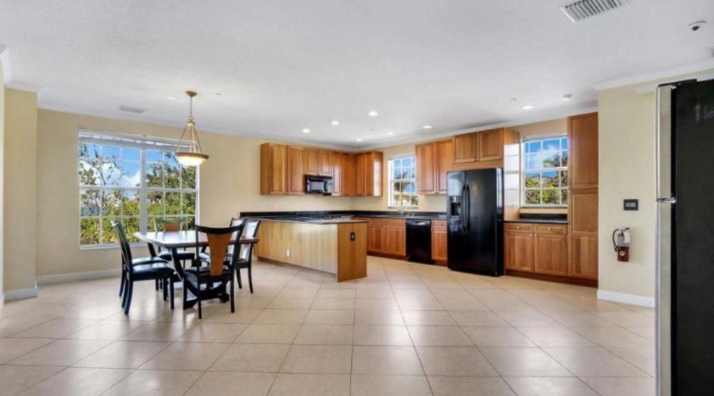 image for The Good Life Treatment Center Coed Recovery House
